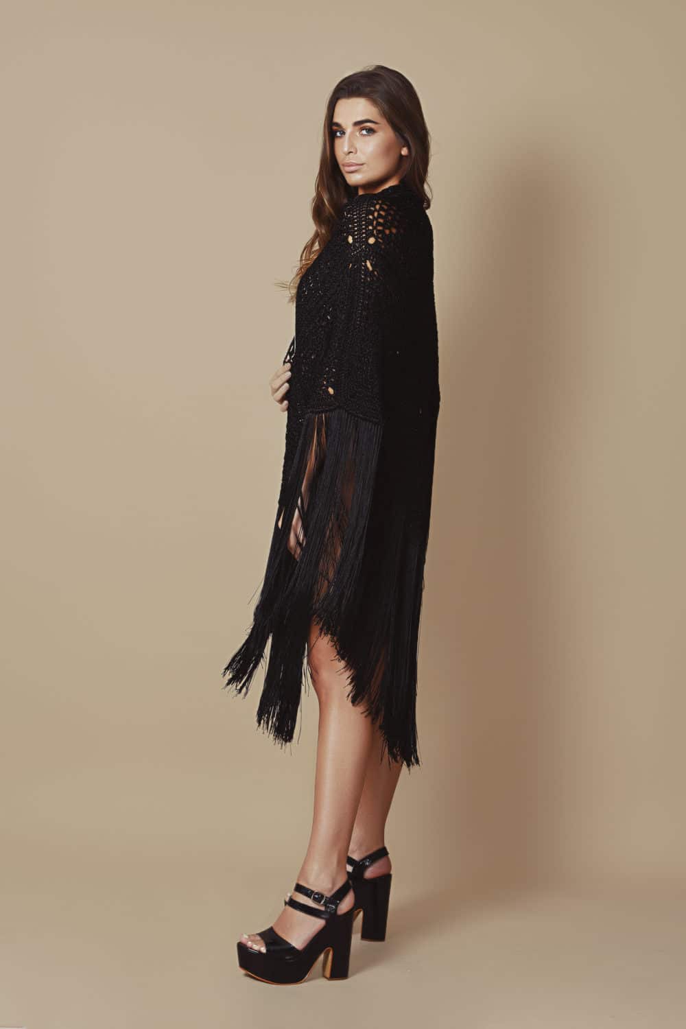 Niza Shawl - Black - Image 9